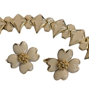 Vintage Gold Tone White Enamel Jewelry Set Bracelet And Clip On Errings Signed